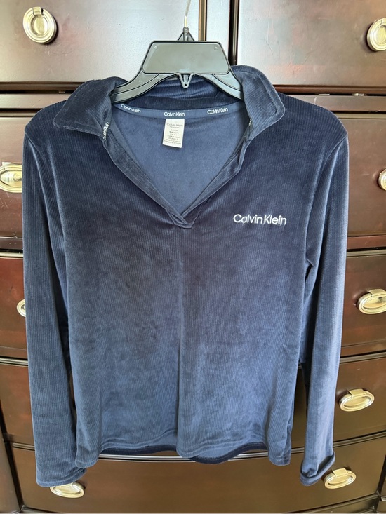 Calvin Klein Tops - Calvin Klein Navy Velour V-Neck Long Sleeve Top
